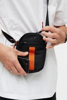 Сумка Lefrik Jan Side Bag Vandra Black Ripstop