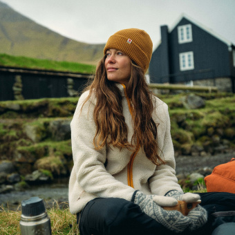 Шапка Fjallraven Tab Hat 550 (Black)