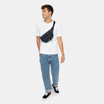 Сумка на пояс Eastpak Doggy Bag Triple Denim