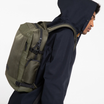 Рюкзак Eastpak Tecum M Cnnct Khaki